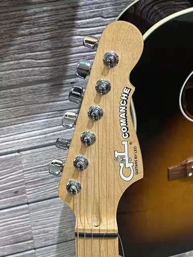 G&L Fullerton Deluxe Comanche 2